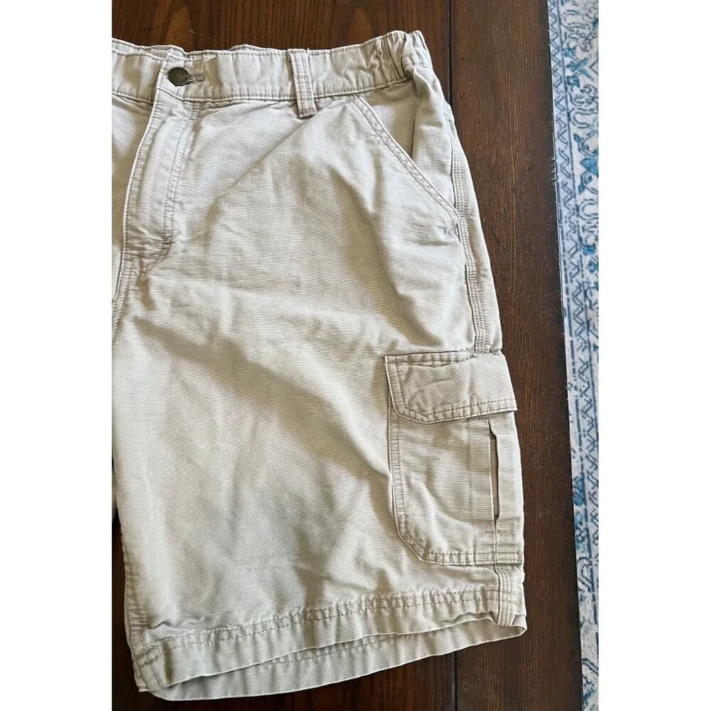 Wolverine Flat Front Khaki Cargo Shorts Men's Size 38" Waist 9" Inseam - Picture 2 of 8